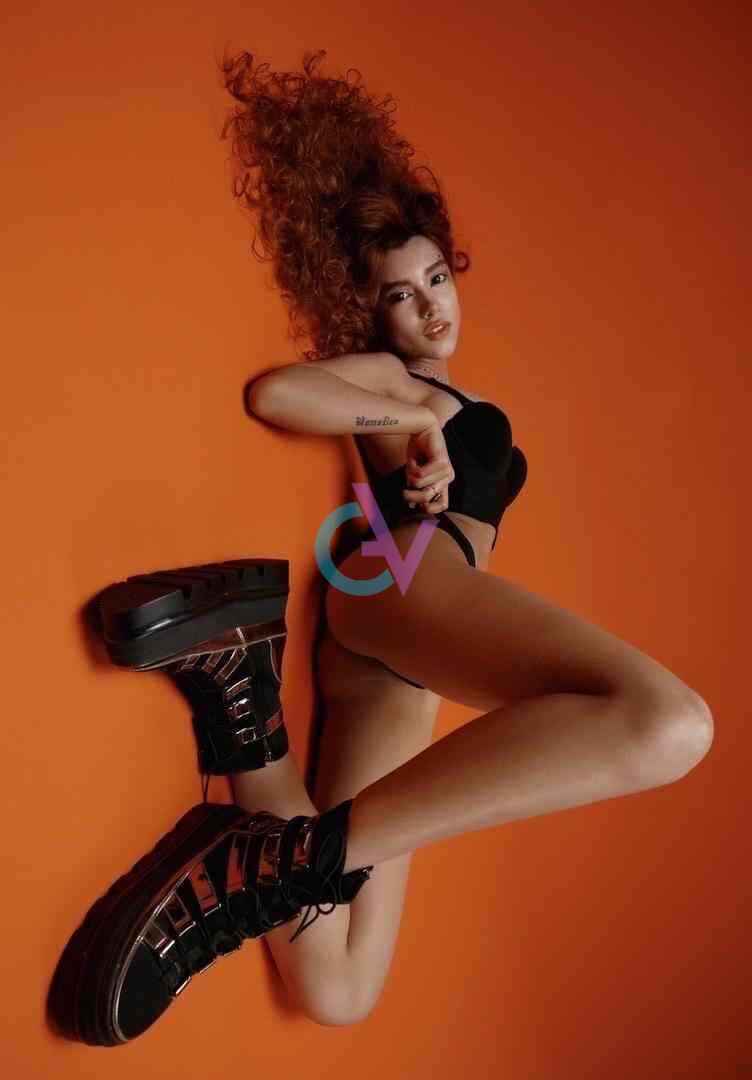 mujeres para escapadas íntimas, Celebrity escort Madrid, anuncios de escorts Madrid, escort Barcelona, chicas para cenas de negocios, Swallow Escort in Madrid, acompañantes VIP en Madrid, Call-girls Madrid, escort Madrid