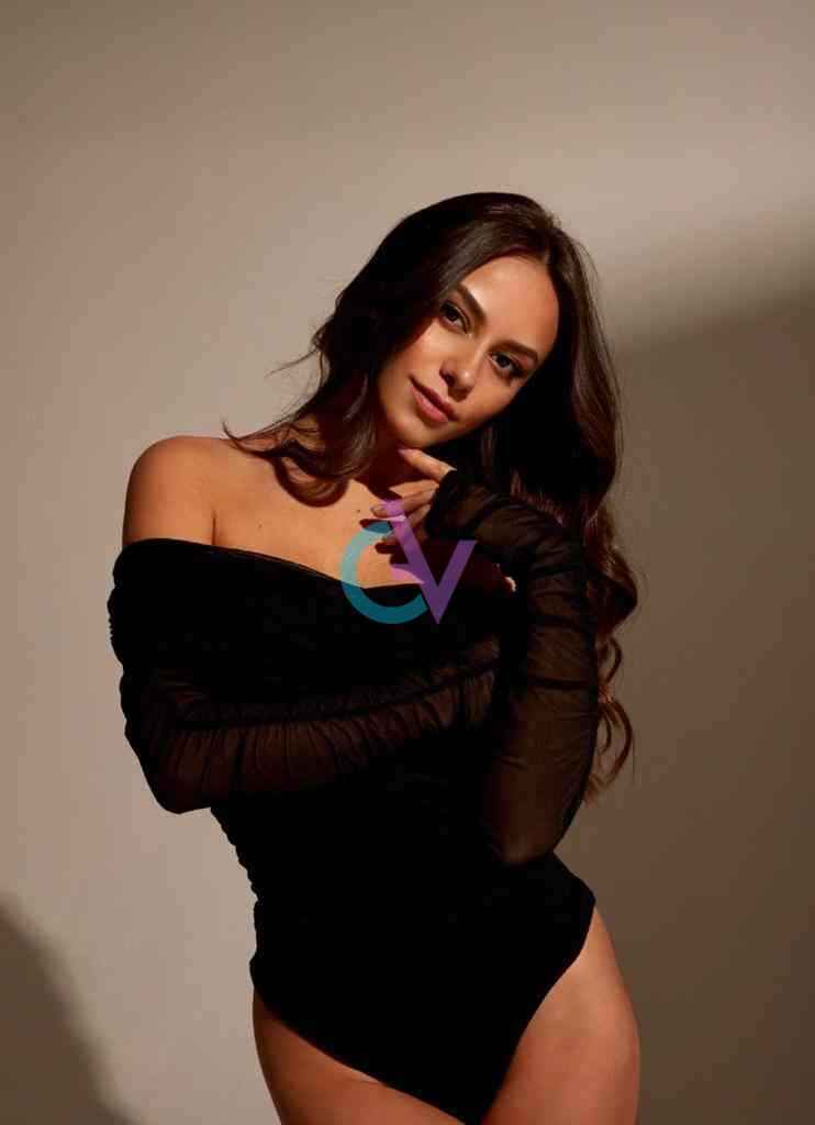 Barcelona premium escort, high class Barcelona escorts, mujeres para compañía nocturna, escort Barcelona, escorts Barcelona premiadas, brunette escorts Barcelona, escorts Barcelona turistas, Face Sitting Escort Barcelona, escort Madrid