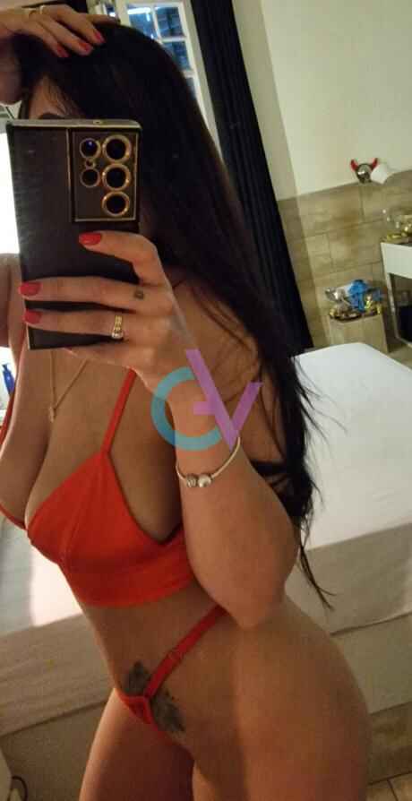 bodyrub and massage services Barcelona, Anal Rimming Services Barcelona, escorts Barcelona europeas, escort Barcelona, Anal Escort Services Barcelona, vip escorts Barcelona, encuentros íntimos con mujeres hermosas, escort Madrid