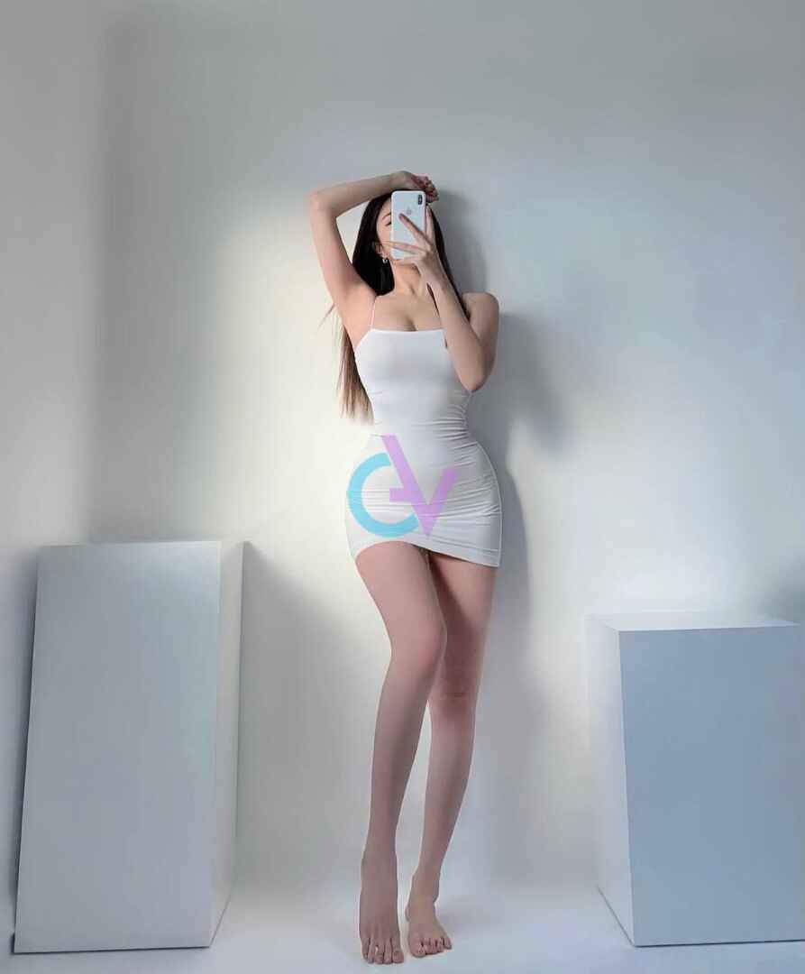 blonde escorts Barcelona, vip escort in Barcelona, Cum in Mouth Escort Service in Barcelona, escort Barcelona, luxury escort Barcelona, escorts catalanas, compañía femenina para viajes, Barcelona luxury escort, escort Madrid