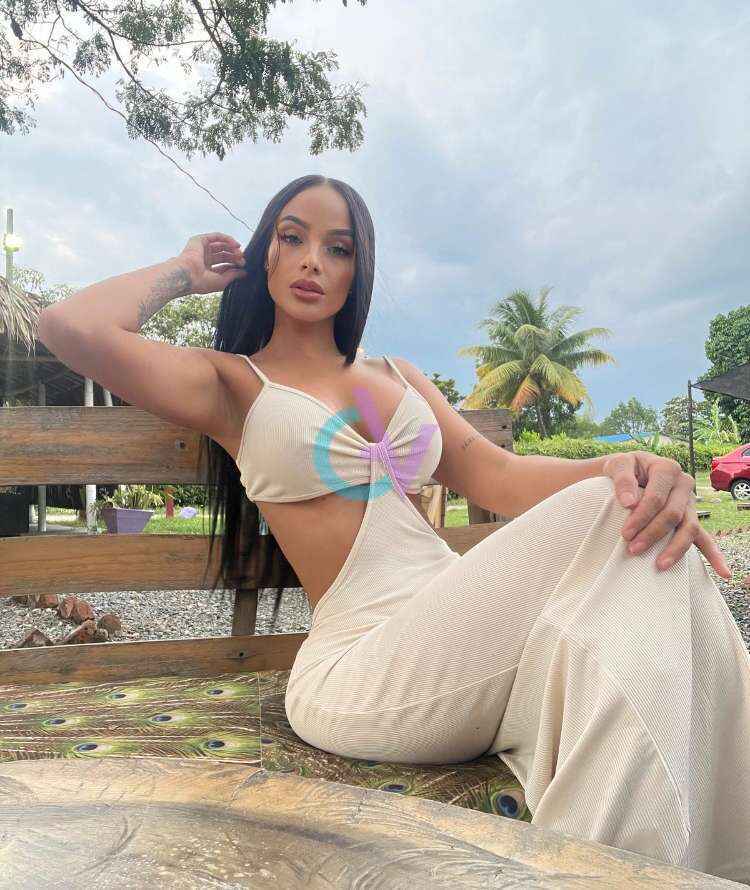 Independent  Ibiza Escort Girls Directory, vip Ibiza escort, Domination Service Ibiza, escort Barcelona, mujeres para momentos inolvidables en Ibiza, chicas para experiencias únicas, escorts Ibiza educadas, escort Madrid