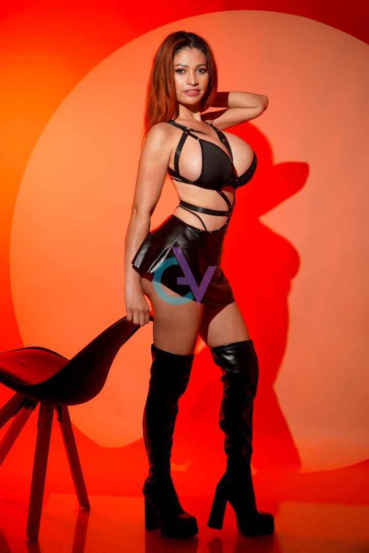 citas exclusivas con escorts, Escort in Tenerife, mujeres para encuentros exclusivos, escort Barcelona, servicios personalizados de compañía, elite escorts Tenerife, compañía femenina para viajes, escort Madrid