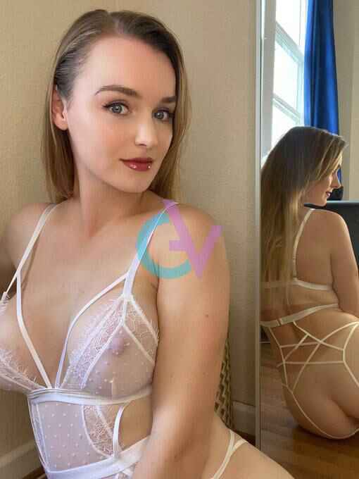 Madrid Escort Directory, Footjob Service Madrid, acompañantes VIP en Madrid, escort Barcelona, encuentros íntimos con mujeres hermosas, Escort News Madrid, escorts para viajes de negocios, couple escort in Madrid, escort Madrid