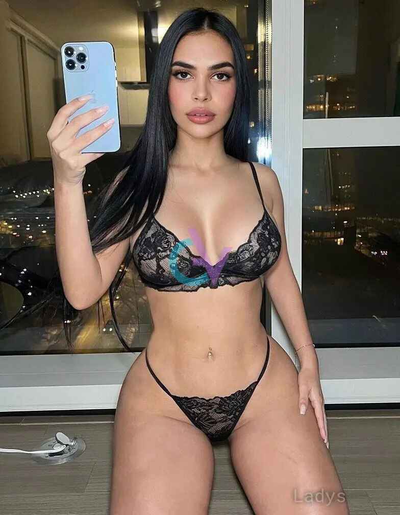 escorts in Palma de Mallorca, encuentros íntimos en Palma de Mallorca, escort Barcelona, encuentros privados con escorts profesionales, escort agencies Palma de Mallorca, Call-girls Palma de Mallorca, escort Madrid